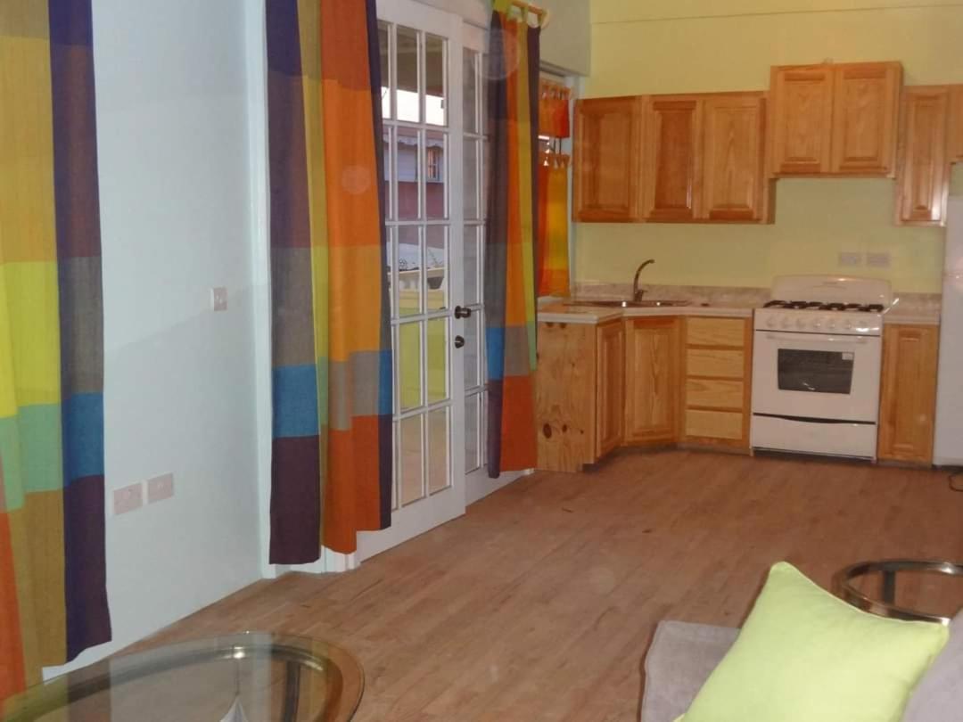 Diamond View Cottages Roseau Esterno foto