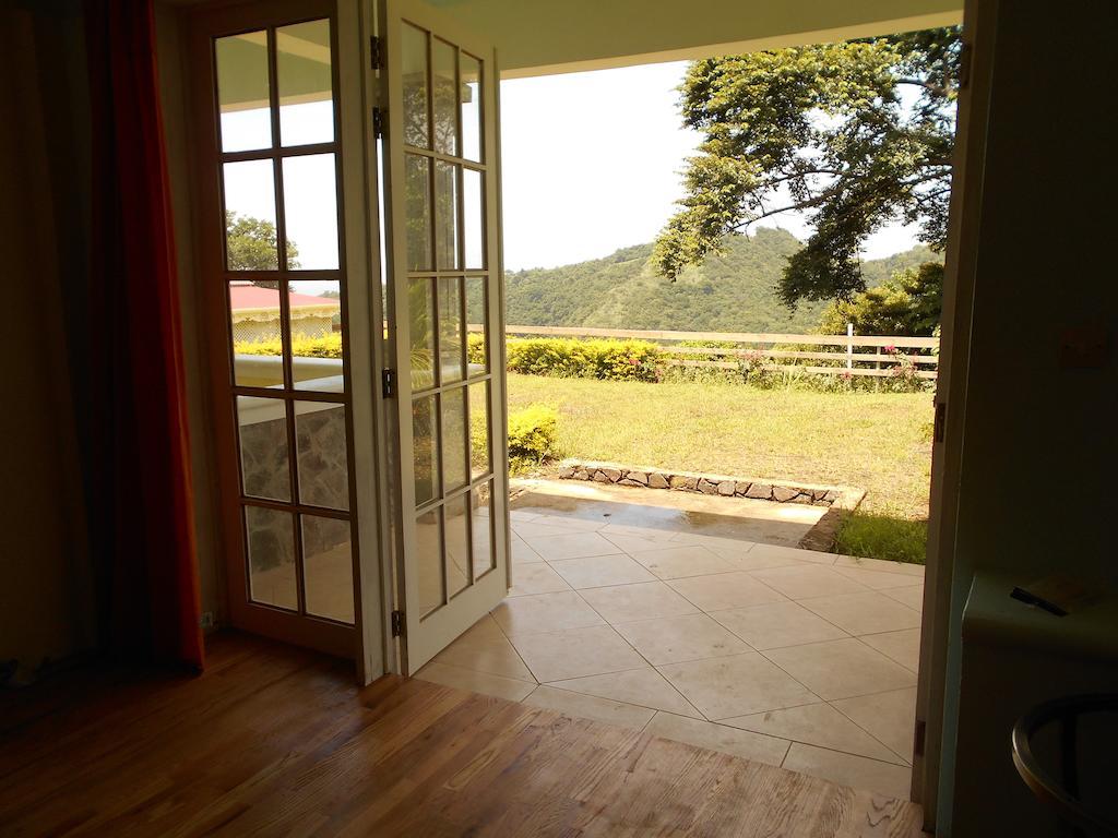 Diamond View Cottages Roseau Esterno foto